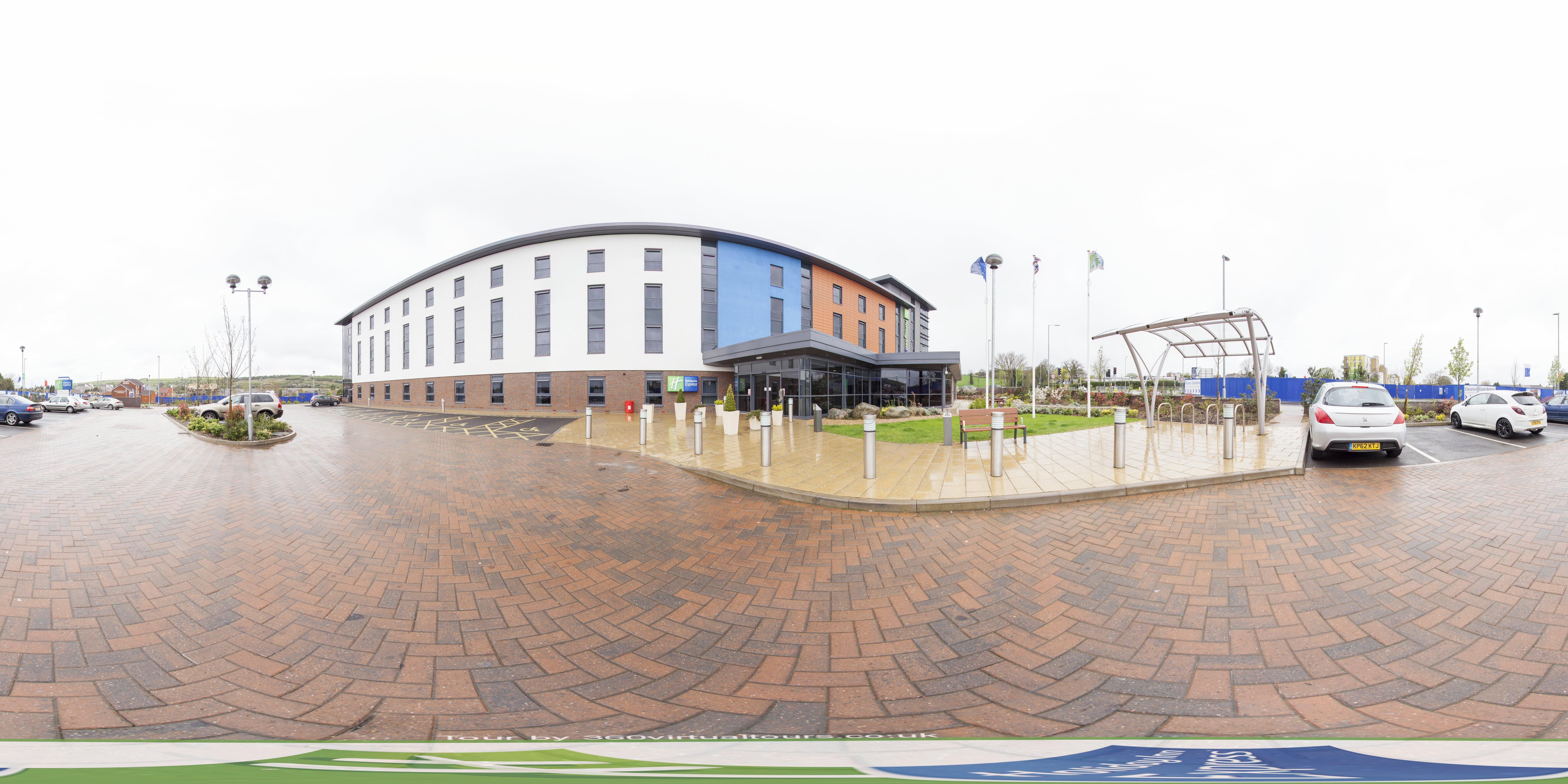 Holiday Inn Express Dunstable, An Ihg Hotel Exteriör bild